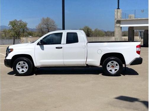 2018 Toyota Tundra SR