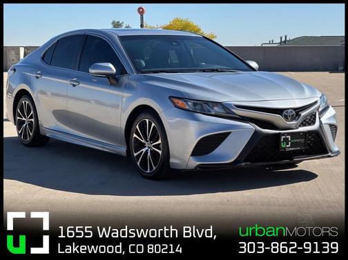2018 Toyota Camry SE