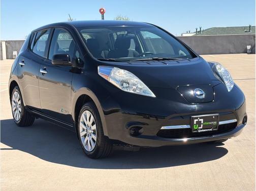 Super Black 2015 Nissan Leaf S