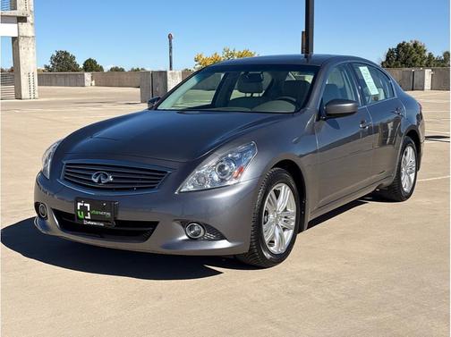 2013 INFINITI G37x Base