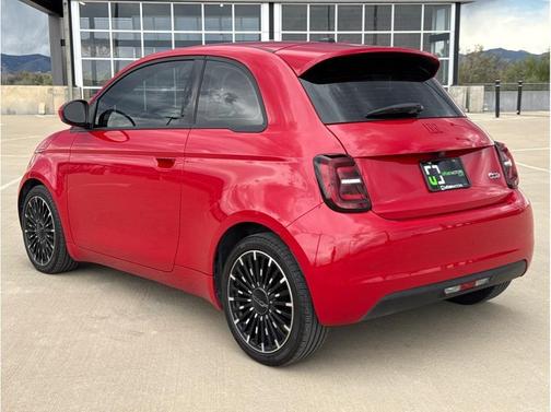Red by (Red) 2024 FIAT 500e INSPI(RED) FWD