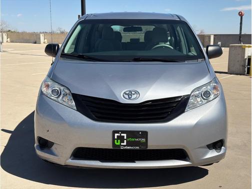 2013 Toyota Sienna SE