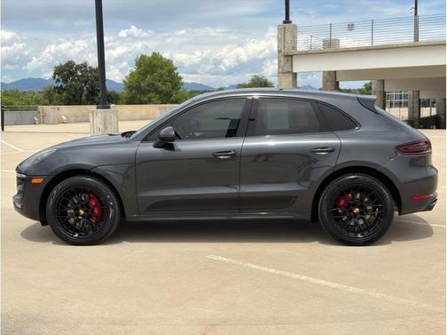 Gray 2018 Porsche Macan Macan GTS