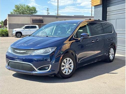 2018 Chrysler Pacifica Touring Plus