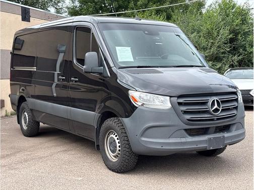 2022 Mercedes-Benz Sprinter 2500 Standard Roof