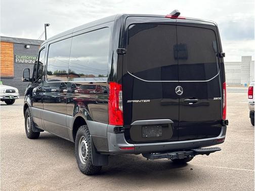 2022 Mercedes-Benz Sprinter 2500 Standard Roof
