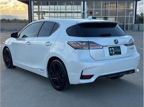 2017 Lexus CT 200h Base