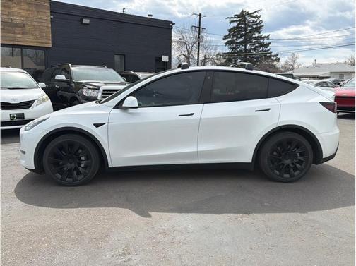 Pearl White Multi-Coat 2021 Tesla Model Y Long Range Dual Motor All-Wheel Drive