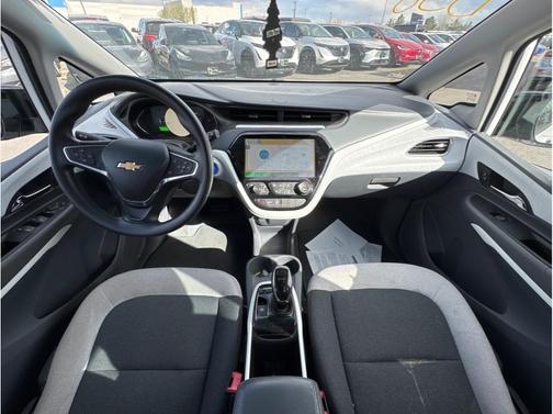 Summit White 2017 Chevrolet Bolt EV LT