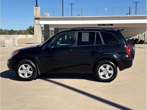 2005 Toyota RAV4 Base