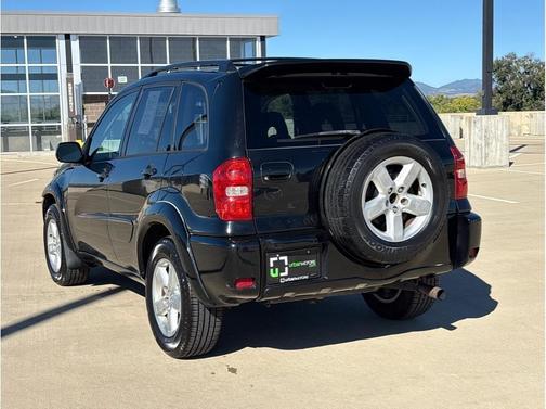 2005 Toyota RAV4 Base