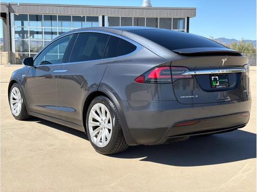 Titanium Metallic 2016 Tesla Model X P90D