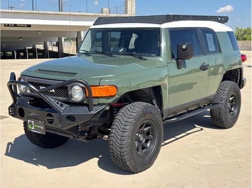 2014 Toyota FJ Cruiser Base