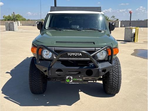 2014 Toyota FJ Cruiser Base