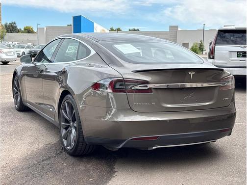 2015 Tesla Model S P90D