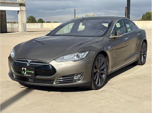 2015 Tesla Model S P90D