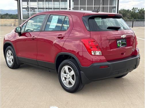 Red 2015 Chevrolet Trax 1LS