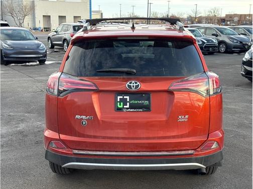 2016 Toyota RAV4 XLE