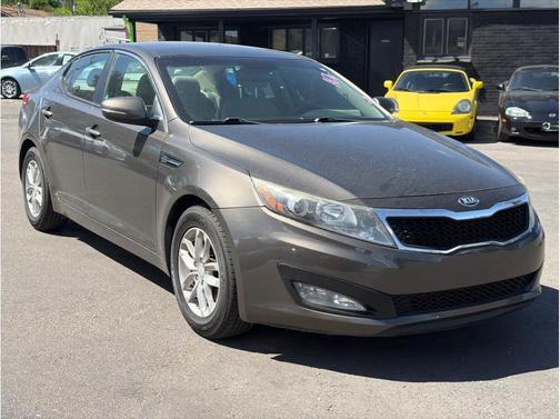 Titanium Metallic 2013 Kia Optima LX
