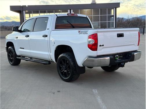 2019 Toyota Tundra SR5
