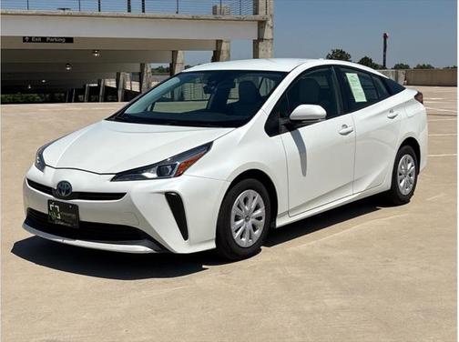 2019 Toyota Prius L