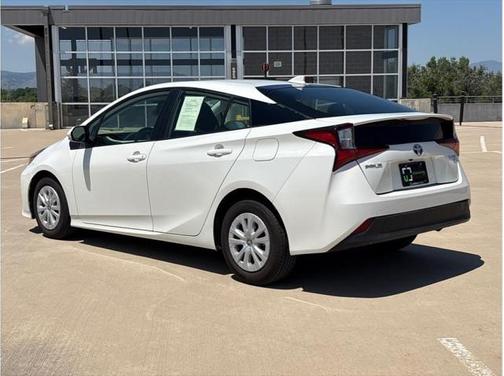 2019 Toyota Prius L