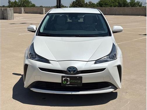 2019 Toyota Prius L