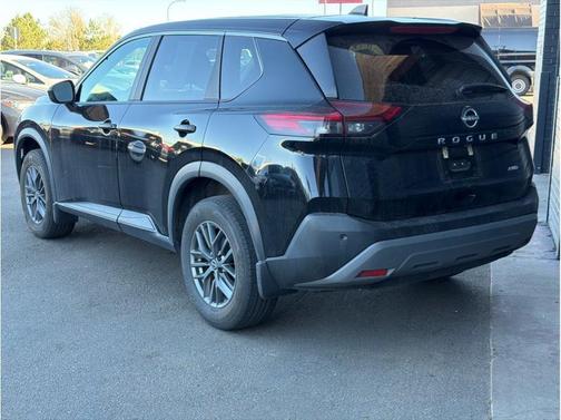 Super Black 2023 Nissan Rogue S