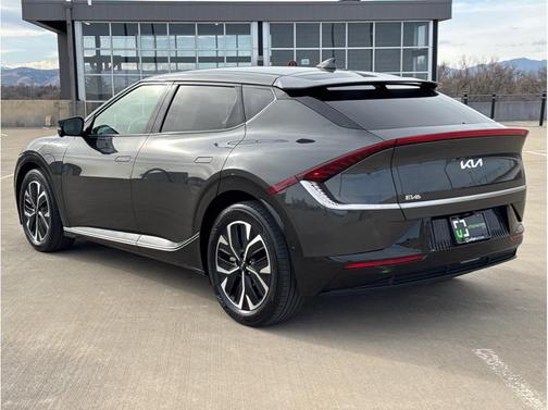 2022 Kia EV6 Wind