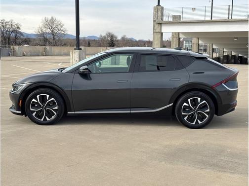 2022 Kia EV6 Wind
