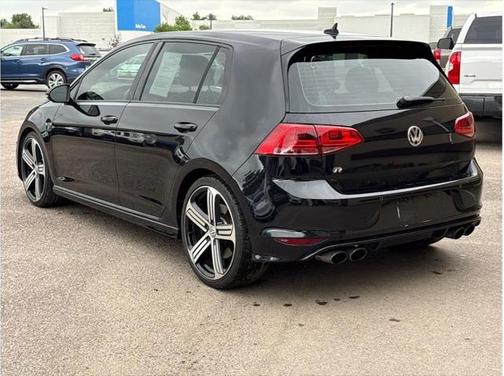 2015 Volkswagen Golf R 4-Door w/DCC & Navigation