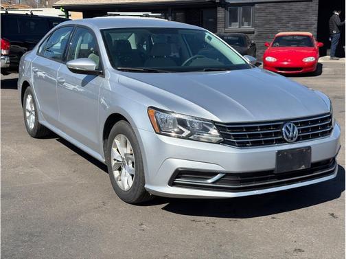 2018 Volkswagen Passat 2.0T S