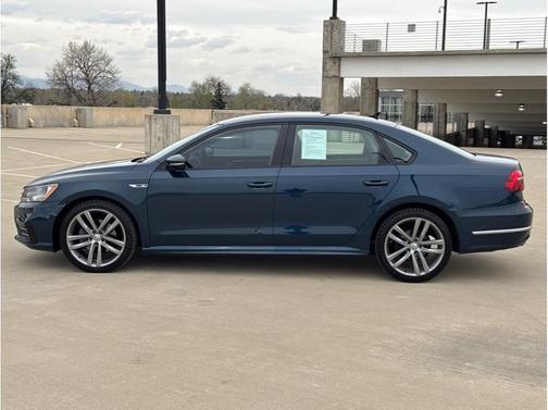 Tourmaline Blue Metallic 2018 Volkswagen Passat 2.0T R-Line