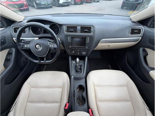 Black 2017 Volkswagen Jetta 1.4T SE