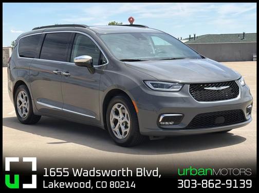 Gray 2023 Chrysler Pacifica Limited