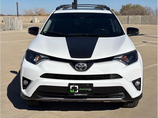 2018 Toyota RAV4 Adventure