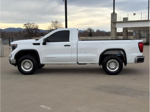 2023 GMC Sierra 1500 Pro