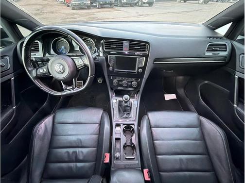 2016 Volkswagen Golf R 2.0T Manual