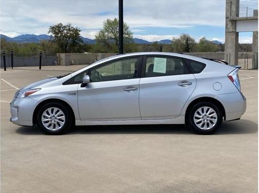 2012 Toyota Prius Plug-in Advanced