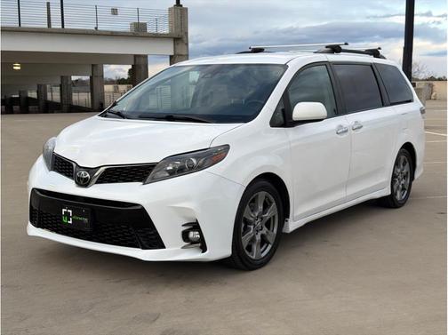 2018 Toyota Sienna SE