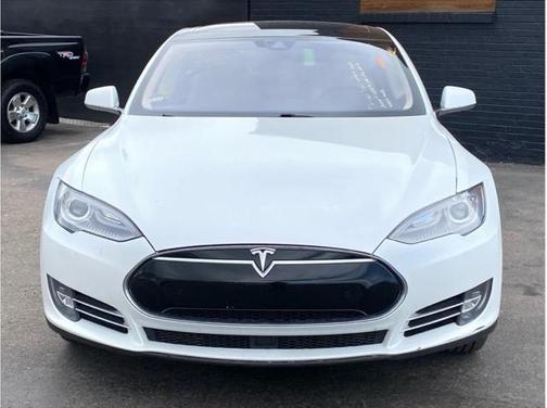 2015 Tesla Model S 85D