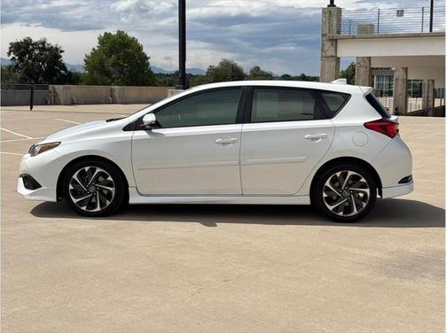 2017 Toyota Corolla iM Base