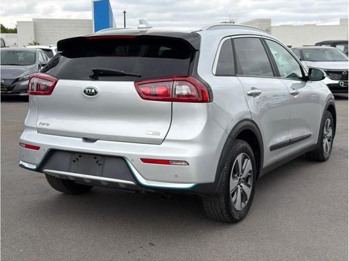 Silky Silver 2019 Kia Niro EX Premium