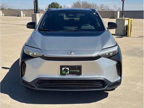 Elemental Silver Metallic 2024 Toyota bZ4X XLE