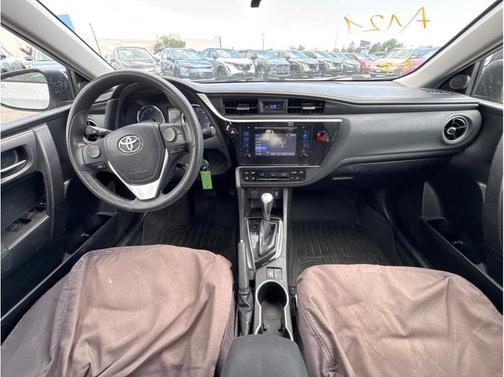 Classic Silver Metallic 2018 Toyota Corolla LE