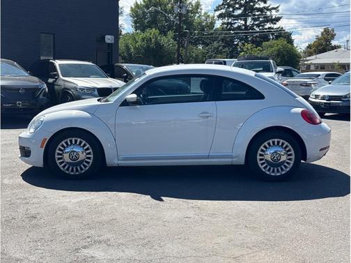 Candy White 2013 Volkswagen Beetle 2.5L