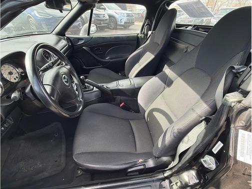 2002 Mazda MX-5 Miata LS