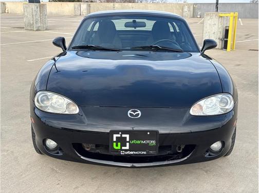 2002 Mazda MX-5 Miata LS