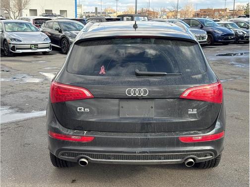 2011 Audi Q5 Premium Plus
