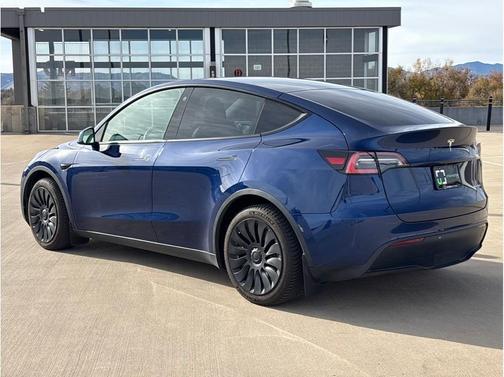2021 Tesla Model Y Long Range Dual Motor All-Wheel Drive